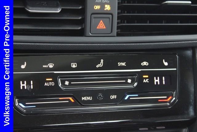 Used 2025 Volkswagen Jetta SE image 37