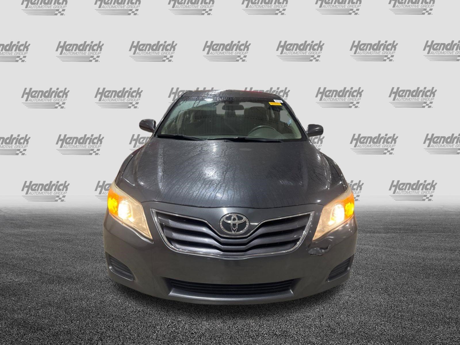 Used 2010 Toyota Camry LE FWD image 38