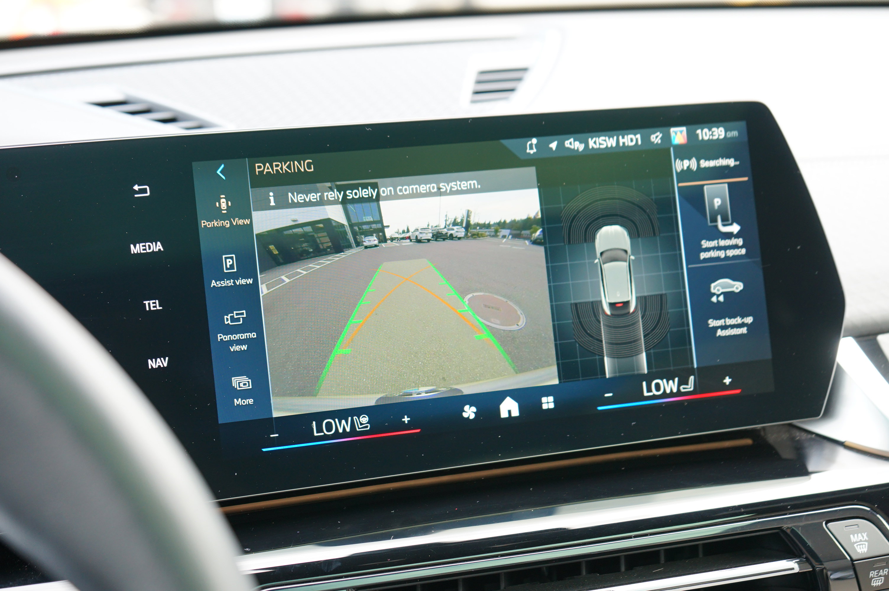 Used 2025 BMW X2 xDrive28i w/ Convenience Package image 30