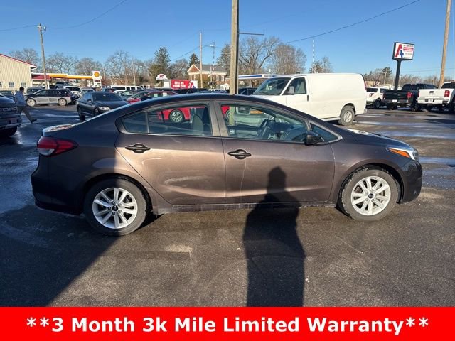 Used 2017 Kia Forte LX w/ LX Popular Package FWD image 2