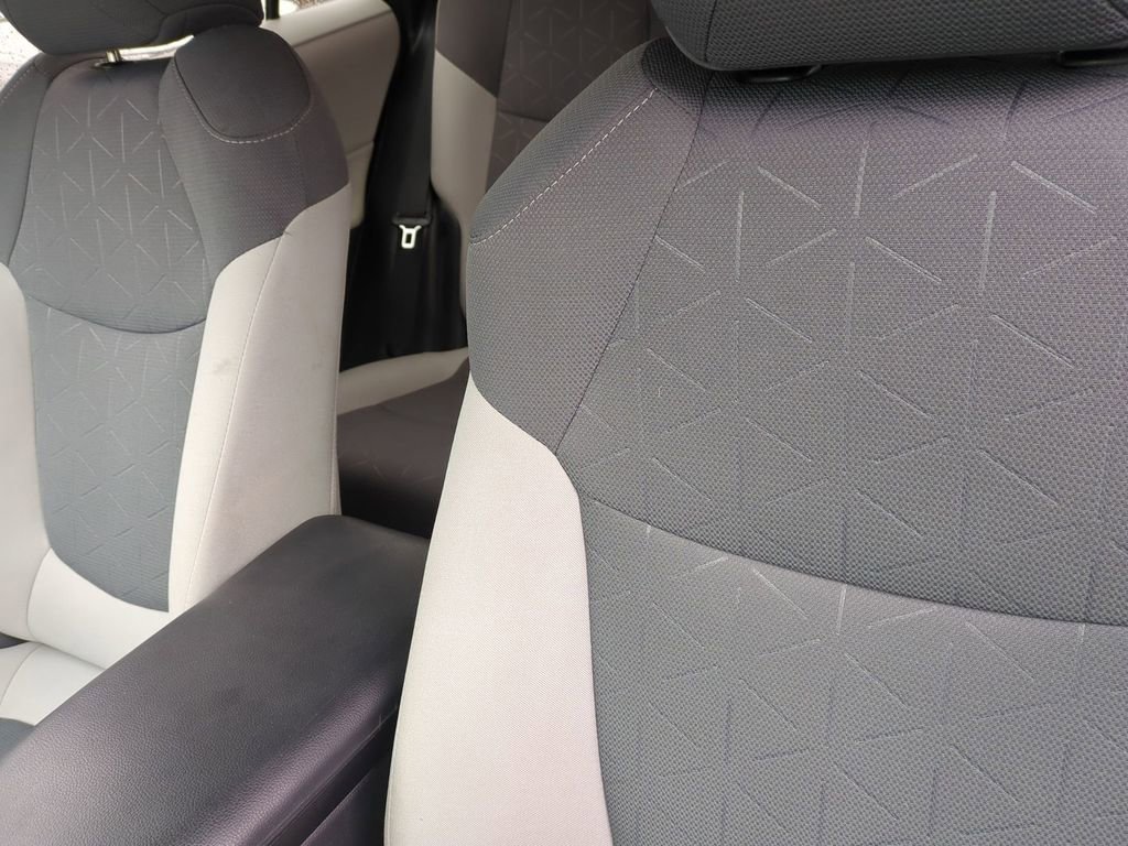 Used 2019 Toyota RAV4 XLE w/ All Weather Liner Package image 17