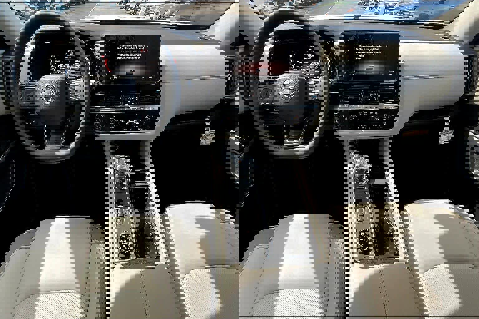 New 2026 Nissan Pathfinder SL image 5