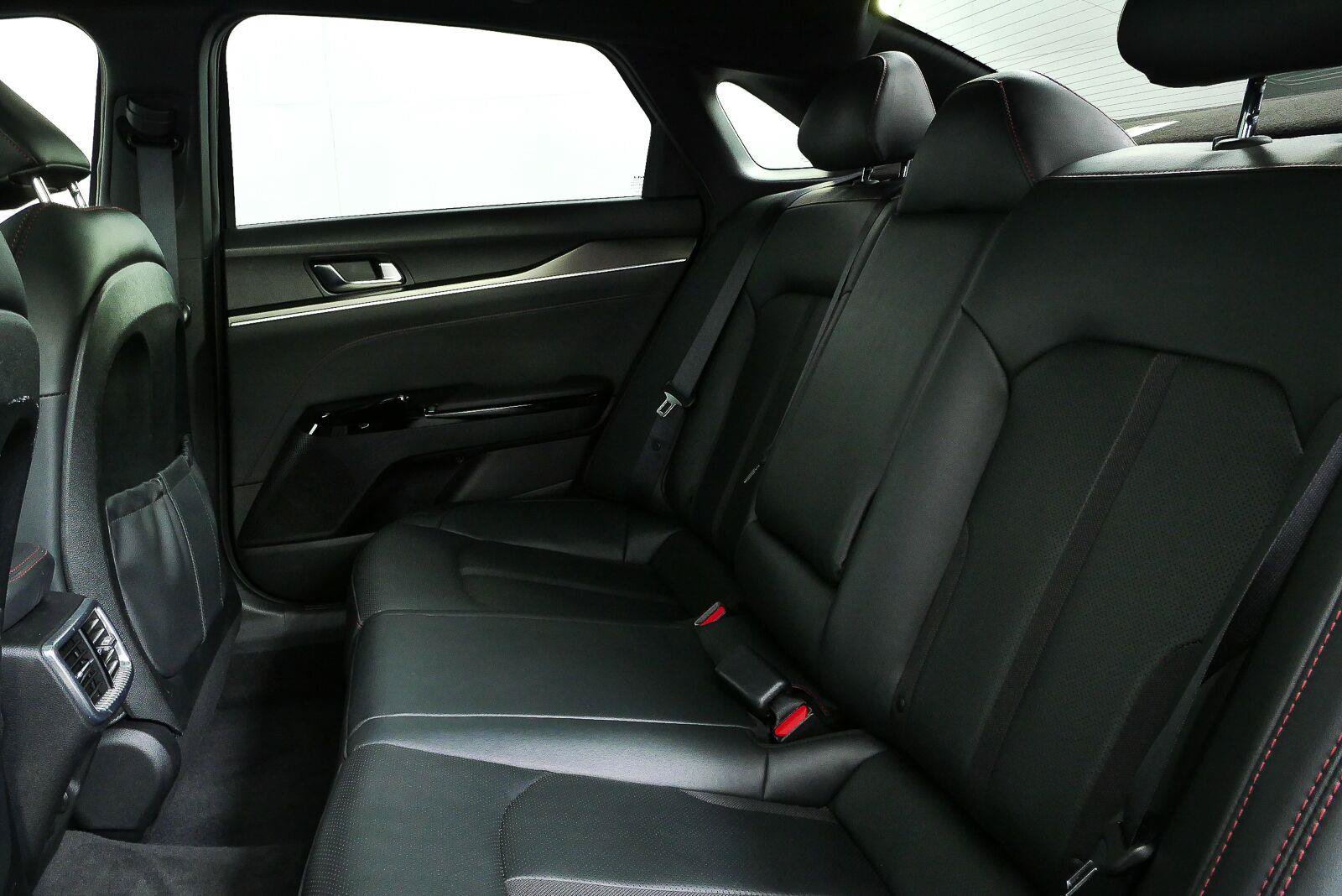 Used 2023 Kia K5 GT FWD image 19