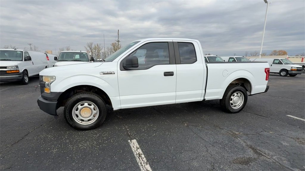 Used 2015 Ford F150 XL w/ Equipment Group 101A Mid image 4