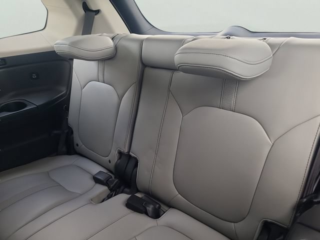 Used 2023 Honda Pilot EX-L image 10