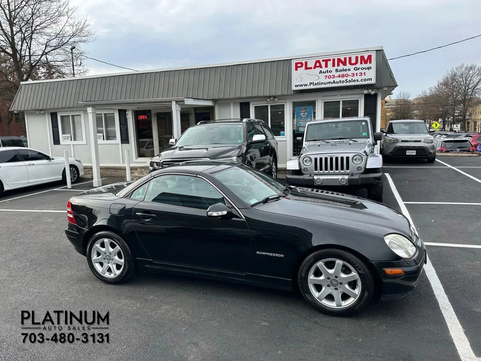 Used 2002 Mercedes-Benz SLK 230 image 2