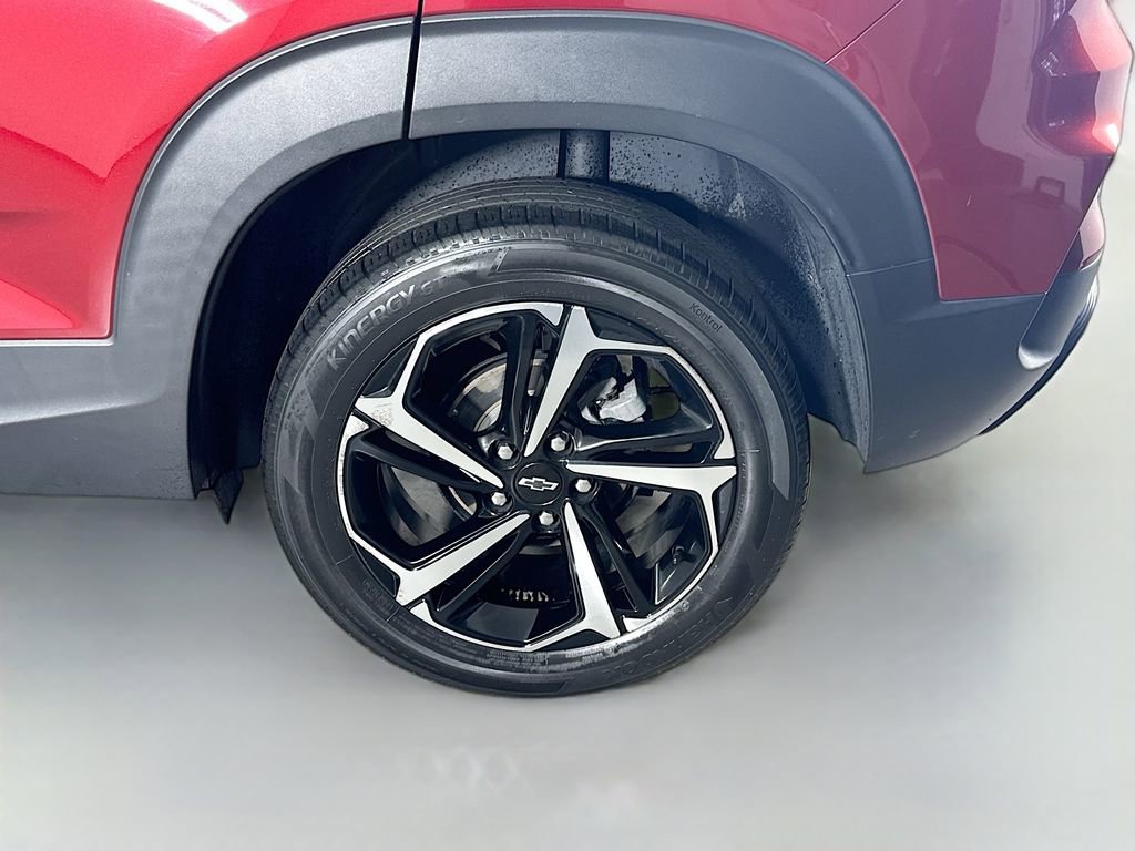 Used 2022 Chevrolet TrailBlazer RS w/ Technology Package image 29