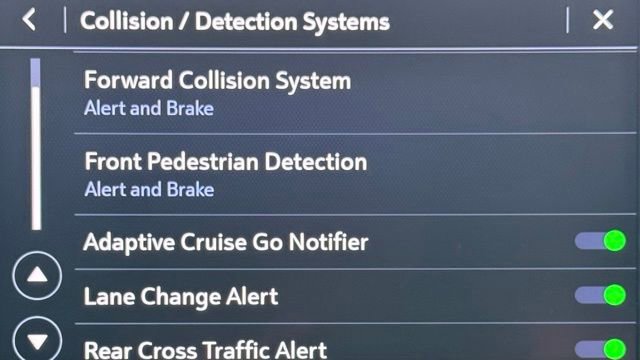 Used 2023 GMC Terrain Denali w/ Black Diamond Edition image 39