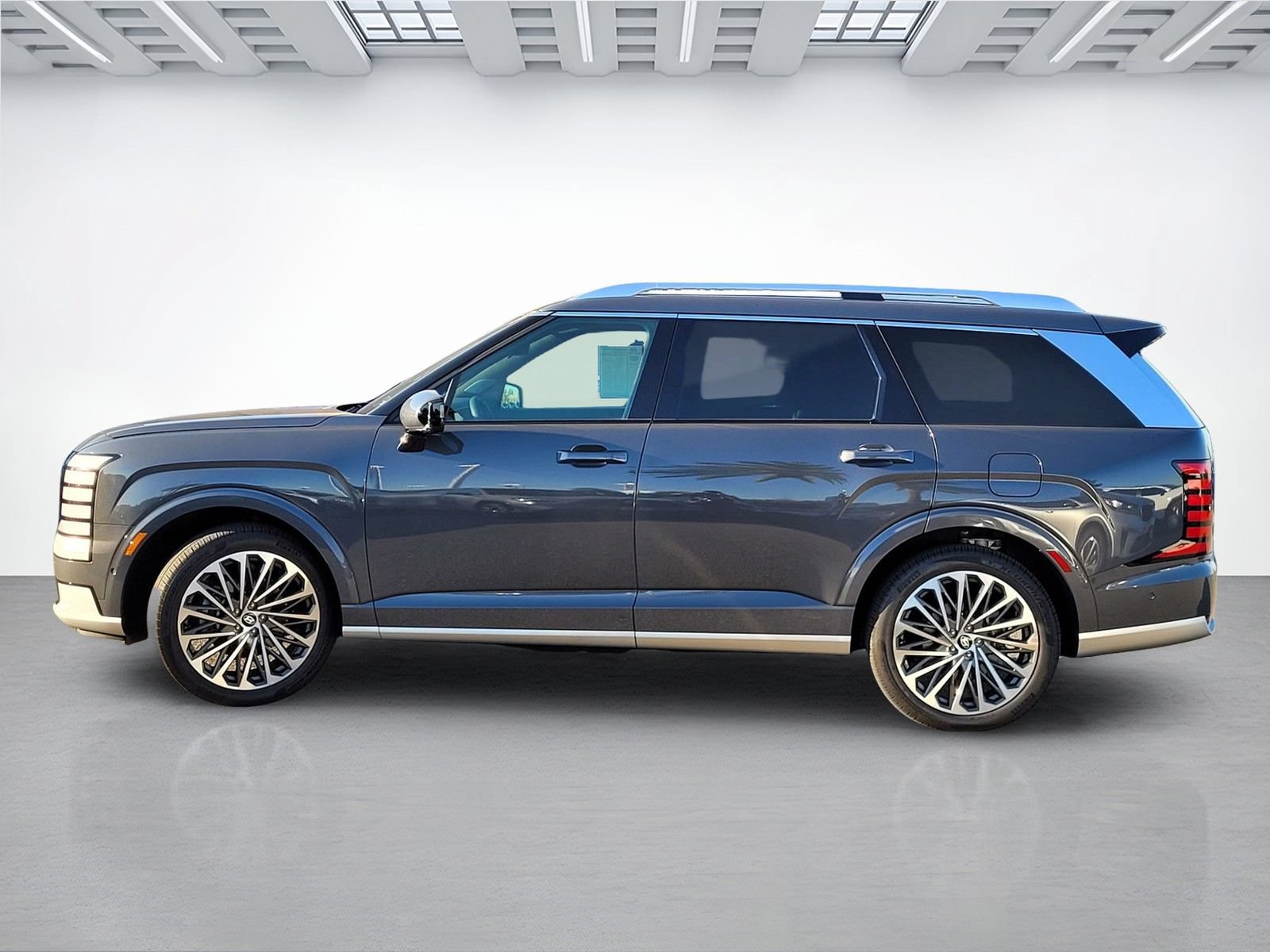 Certified 2026 Hyundai Palisade Calligraphy AWD/4WD image 15