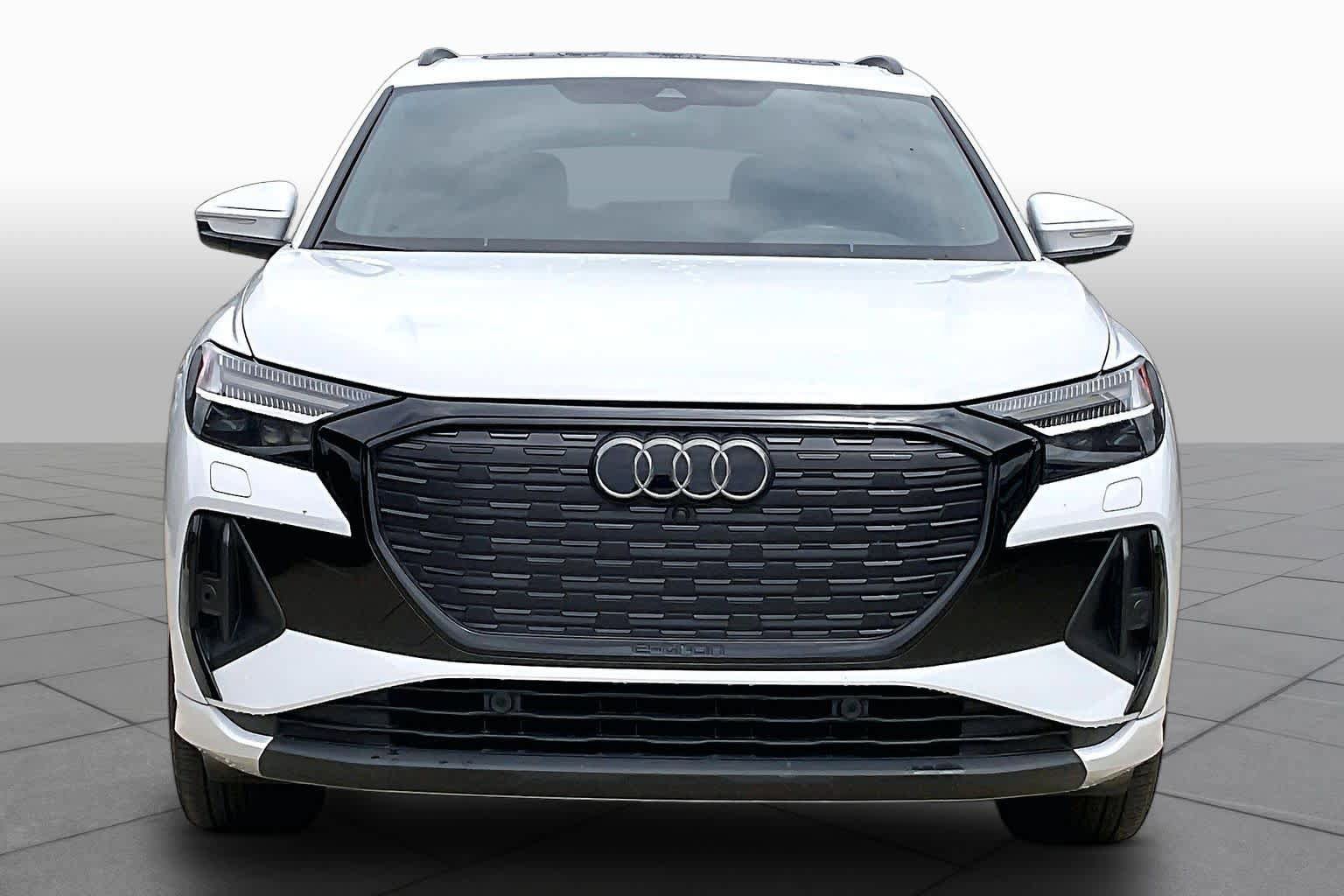 Used 2024 Audi Q4 e-tron Prestige AWD/4WD image 4