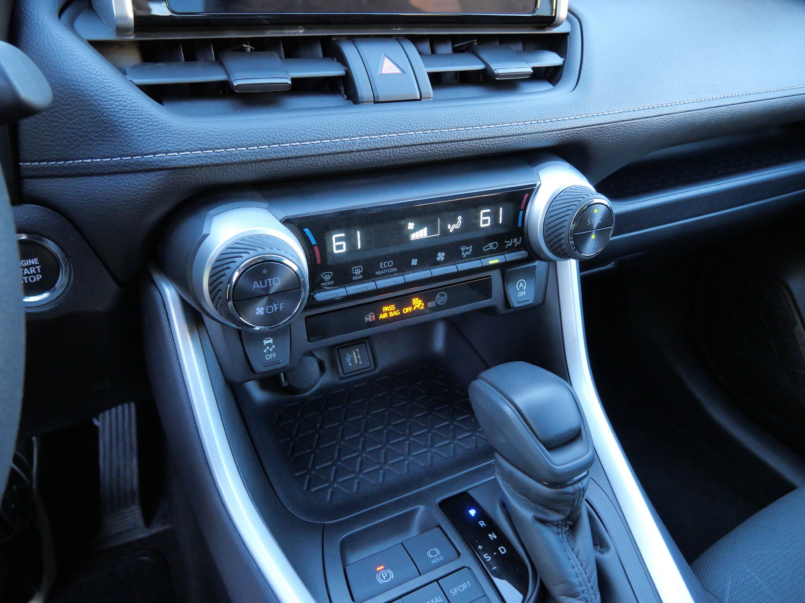 Certified 2025 Toyota RAV4 XLE AWD/4WD image 23
