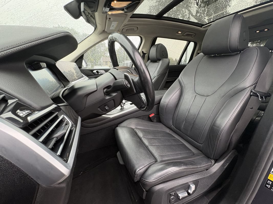 Used 2020 BMW X7 xDrive40i w/ Premium Package AWD/4WD image 26