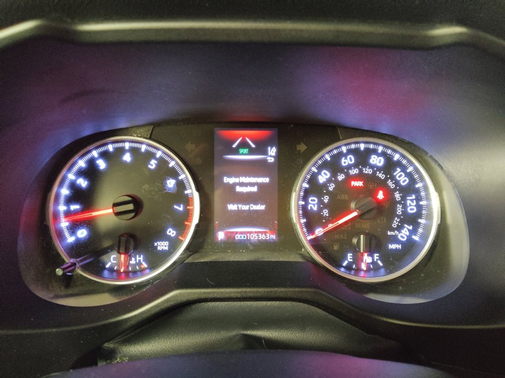 Used 2020 Toyota RAV4 LE image 23