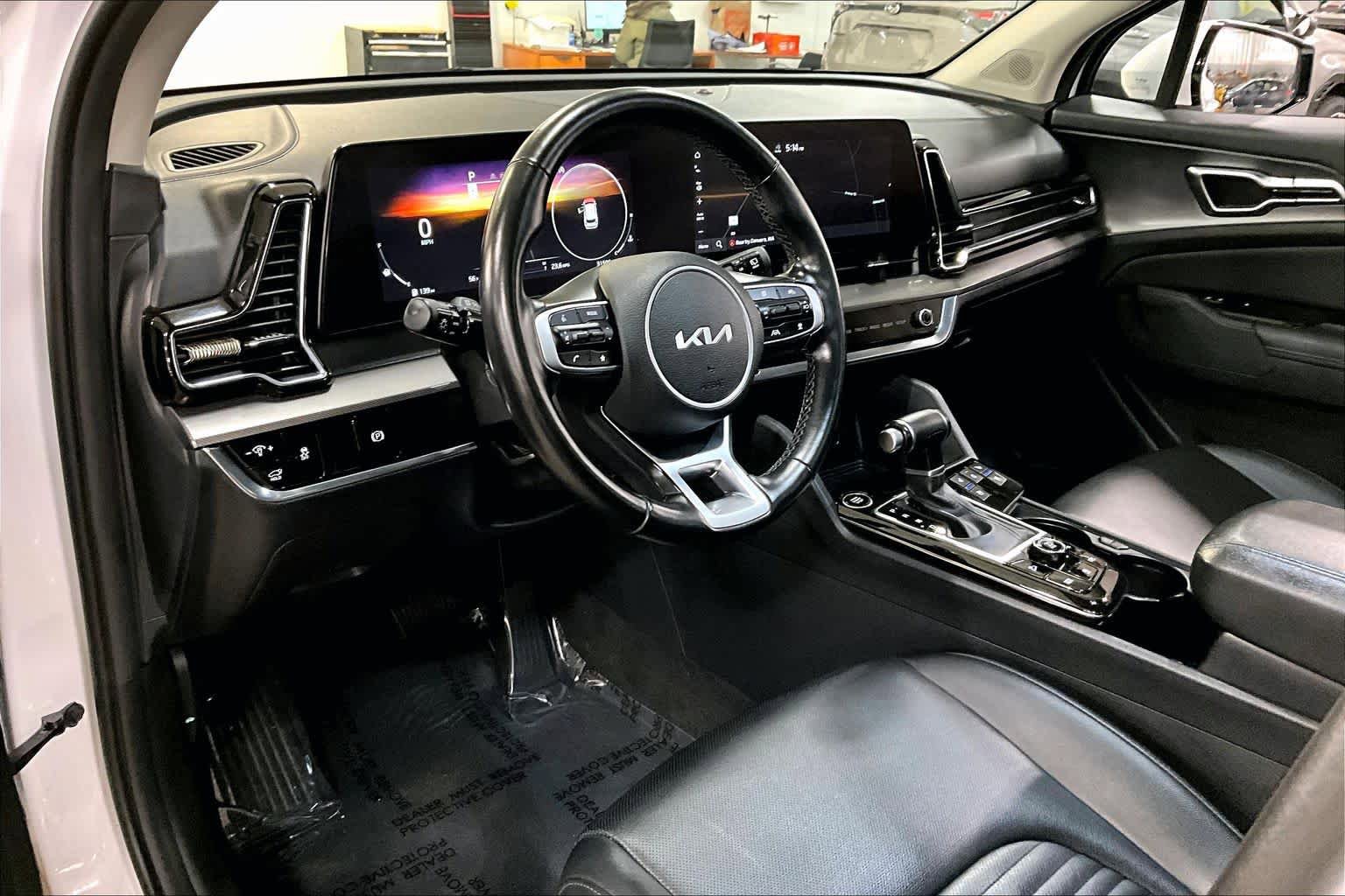 Used 2023 Kia Sportage SX image 18