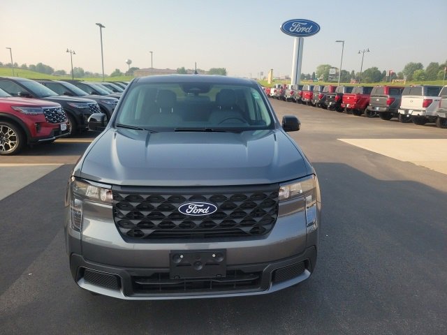 New 2025 Ford Maverick XLT w/ XLT Luxury Package image 8