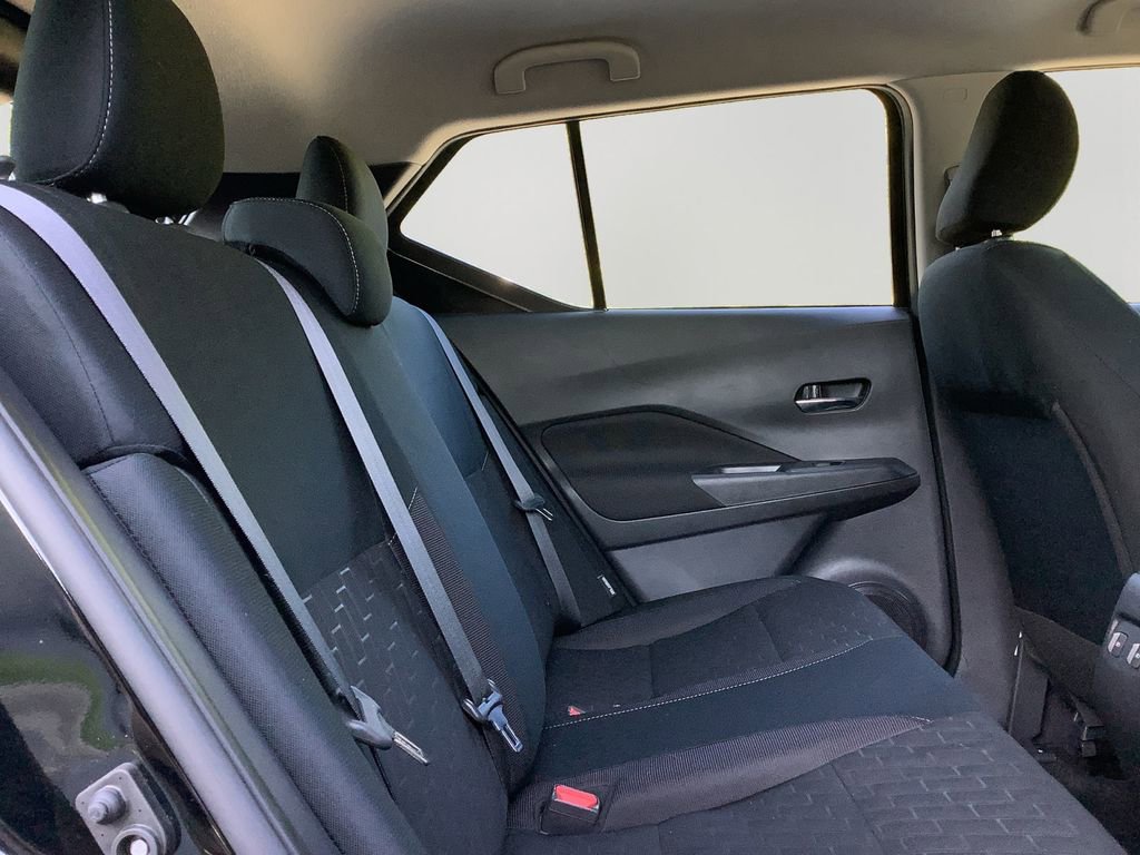 Used 2024 Nissan Kicks SV w/ Interior Electronics Package FWD image 13