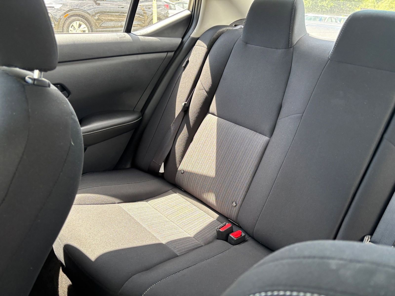 Used 2025 Nissan Sentra SV image 39