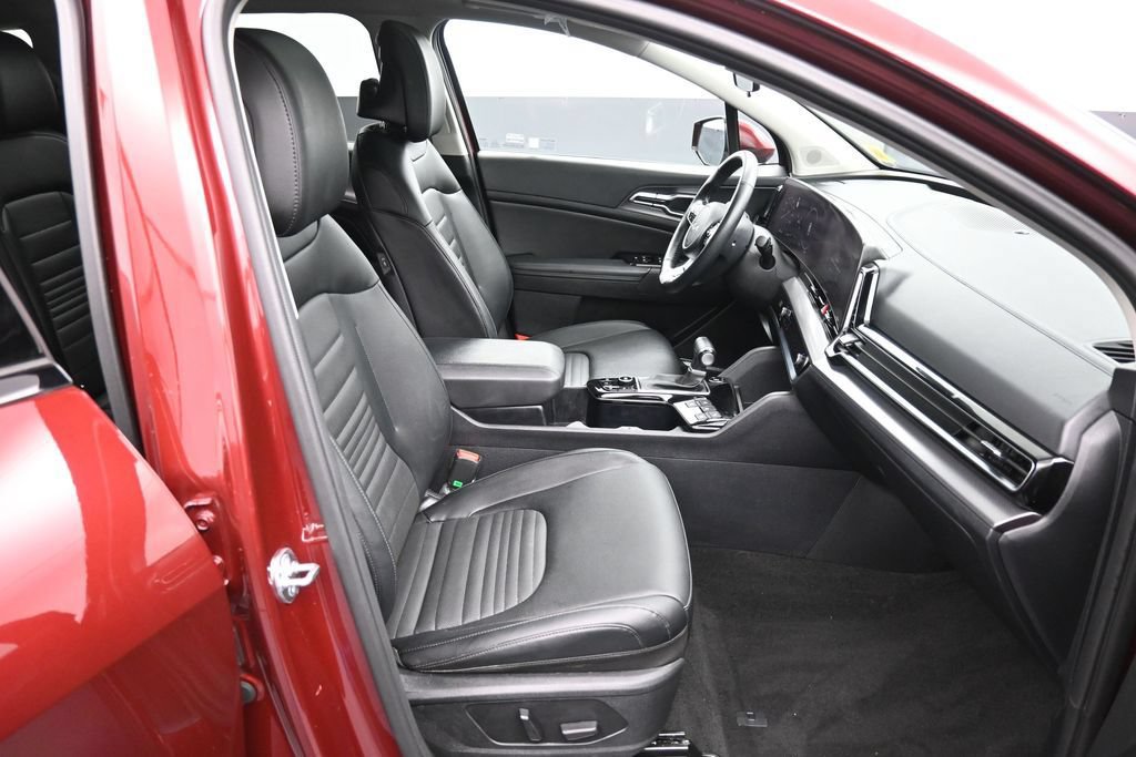 Certified 2025 Kia Sportage SX FWD image 26