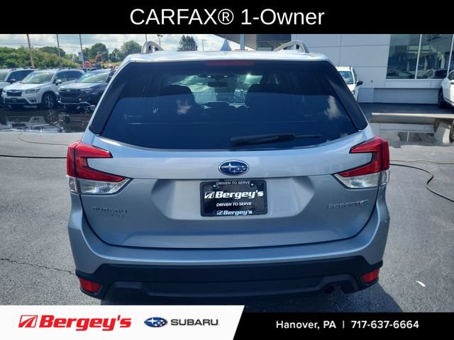 Used 2023 Subaru Forester Premium AWD/4WD image 3