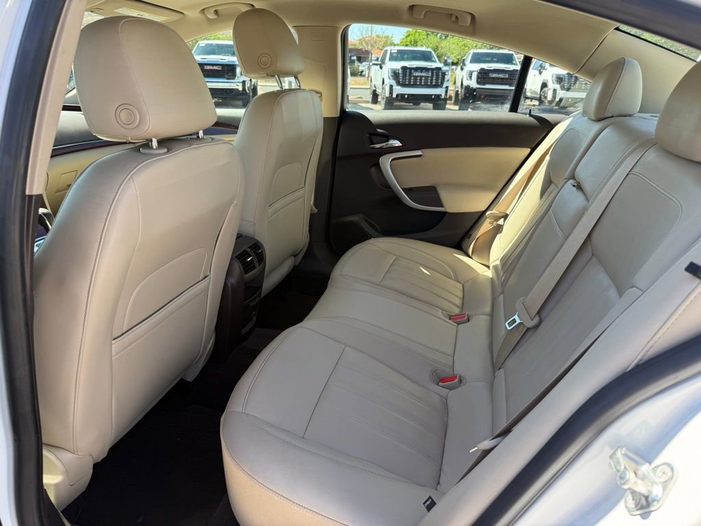 Used 2017 Buick Regal Premium image 19