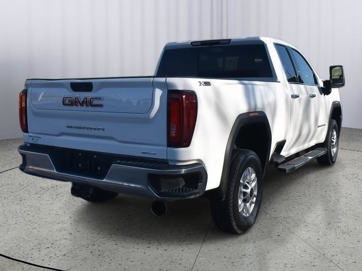 Used 2023 GMC Sierra 2500 SLT w/ SLT Convenience Package AWD/4WD image 4