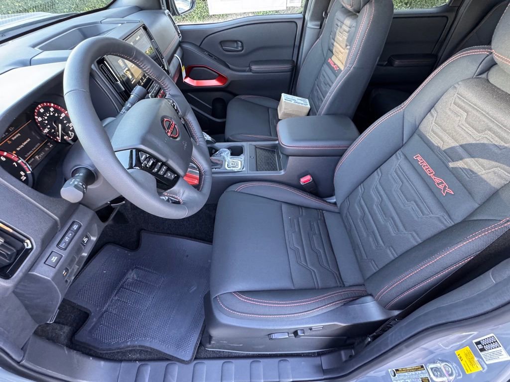 New 2026 Nissan Frontier PRO-4X w/ Pro-4x Convenience Package image 9