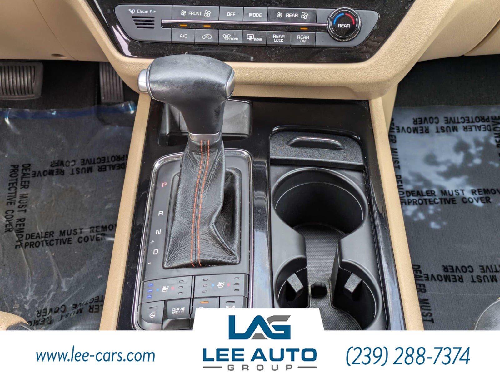 Used 2017 Kia Sedona SX Limited w/ Option Group 030 FWD image 17