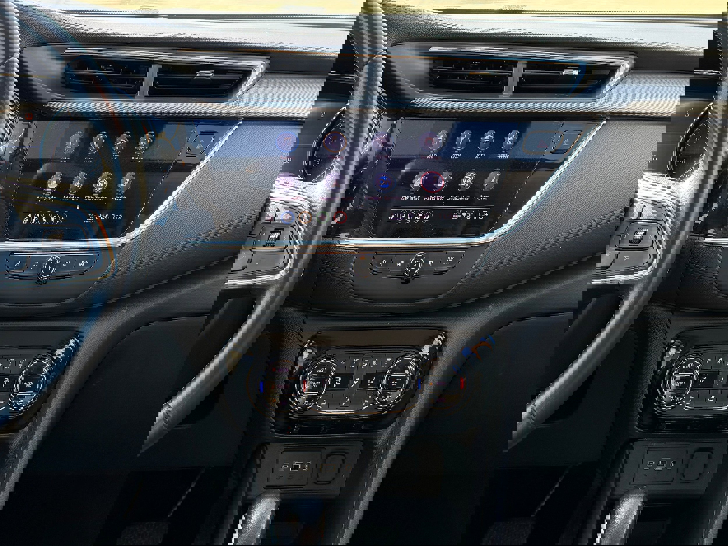 Used 2022 Buick Encore GX Select w/ Sport Touring Package image 14