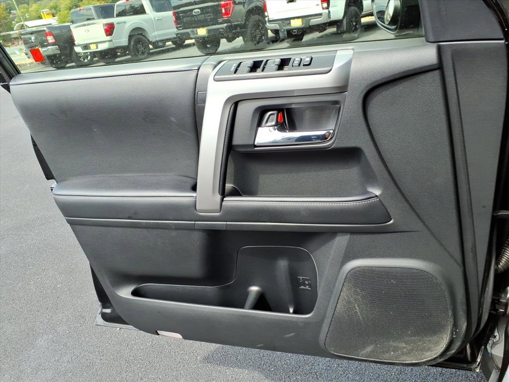 Used 2023 Toyota 4Runner SR5 Premium image 27