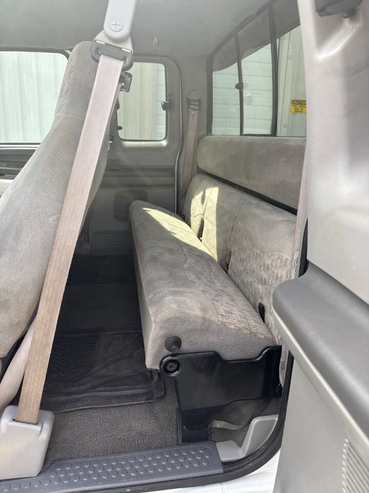 Used 1999 Ford F250 XLT image 9