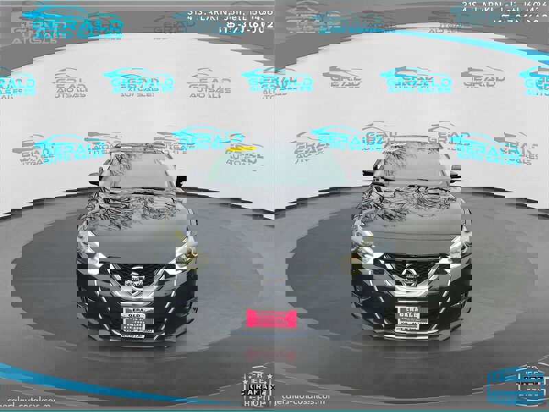 Used 2016 Nissan Maxima 3.5 SV image 2