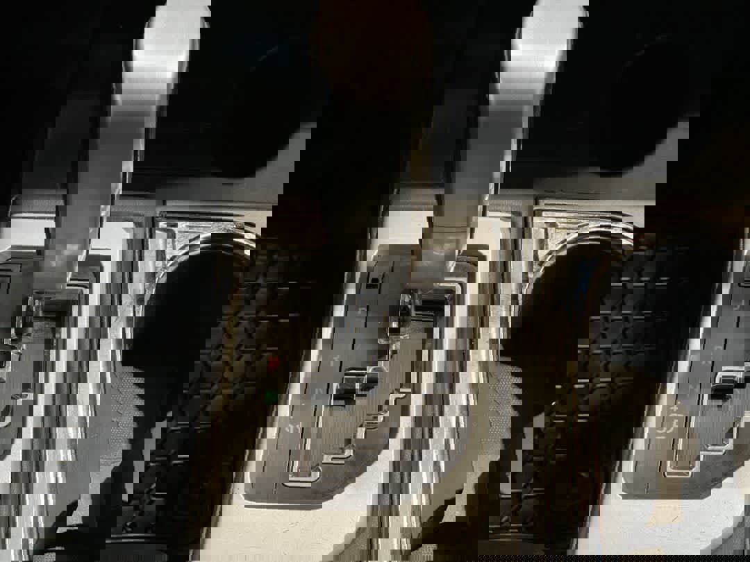 Used 2014 Toyota Tundra Platinum image 23