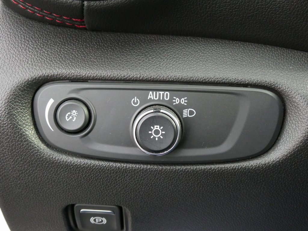 Used 2019 Chevrolet Blazer RS image 24