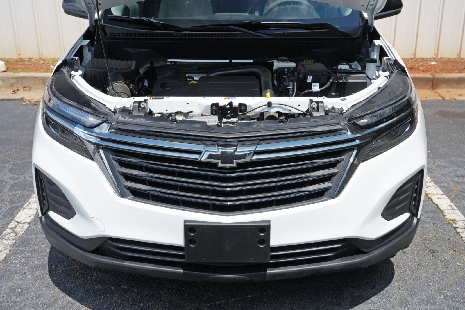 Used 2024 Chevrolet Equinox LS w/ LS Convenience Package AWD/4WD image 7
