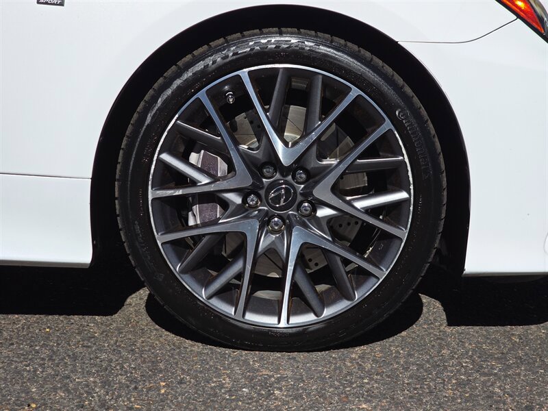Used 2016 Lexus RC 200t RWD image 34