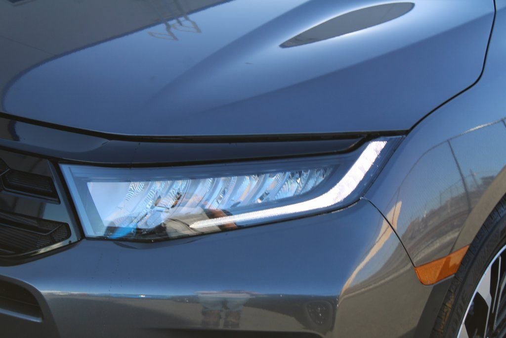 New 2026 Honda Odyssey Elite image 2