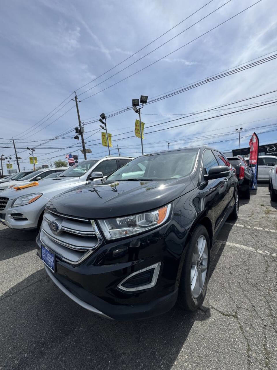 Used 2015 Ford Edge Titanium w/ Equipment Group 302A AWD/4WD image 2