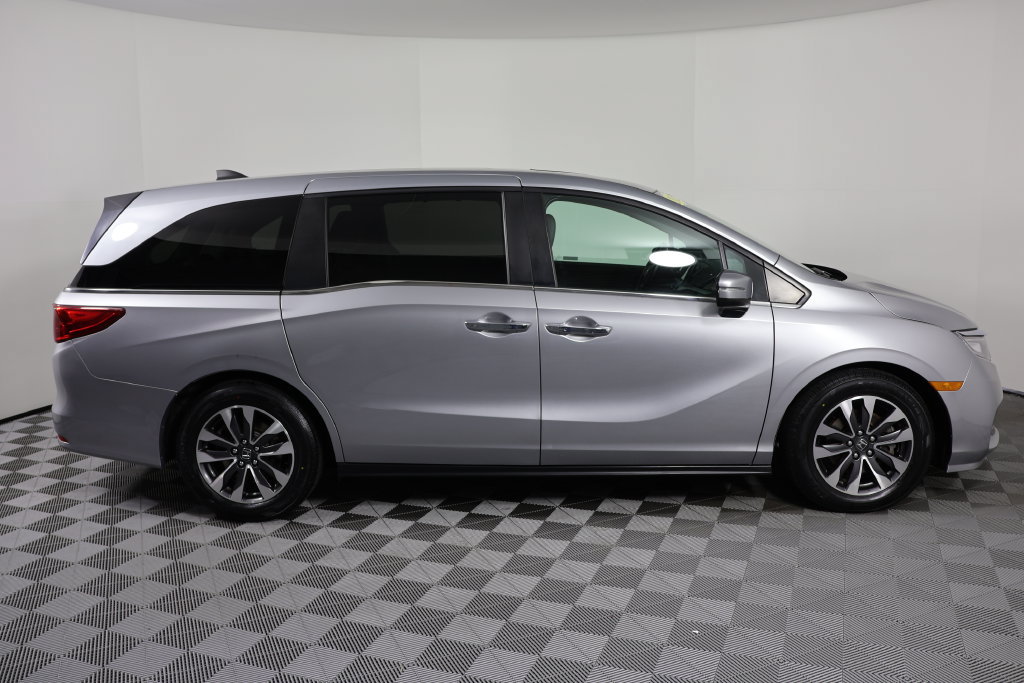 Used 2023 Honda Odyssey EX-L image 9