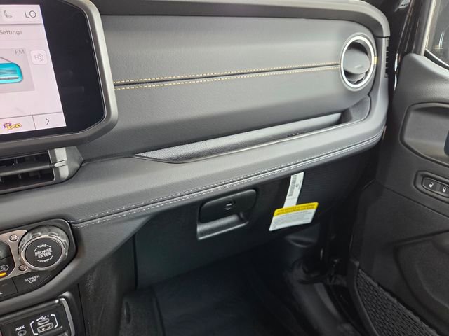 New 2026 Jeep Wrangler Unlimited Sahara AWD/4WD image 28