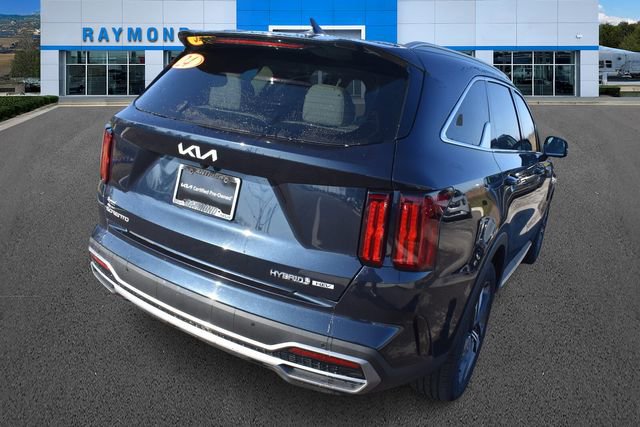 Used 2024 Kia Sorento SX Prestige image 3