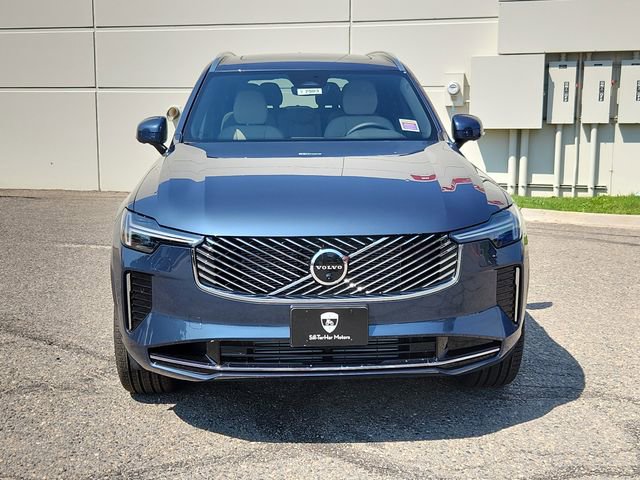 New 2026 Volvo XC90 T8 Plus image 2