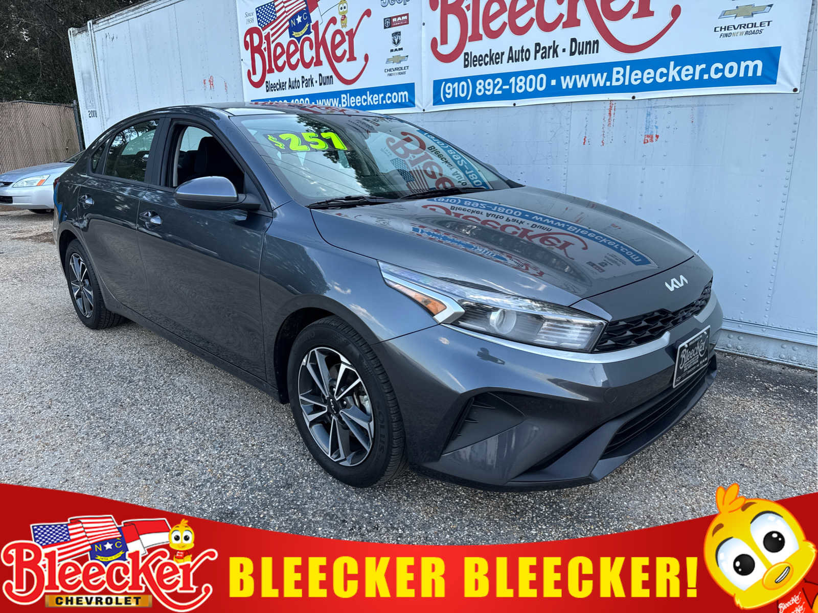 Used 2023 Kia Forte LXS image 1