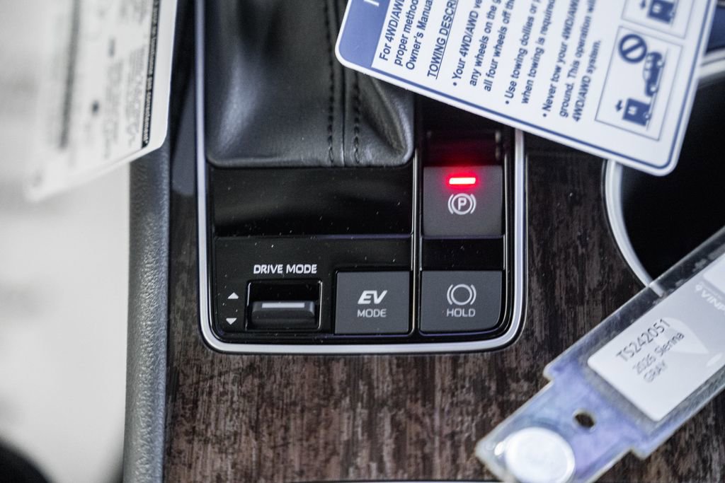 New 2026 Toyota Sienna Platinum image 26