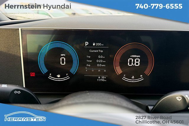 Certified 2025 Hyundai Santa Cruz SE image 16
