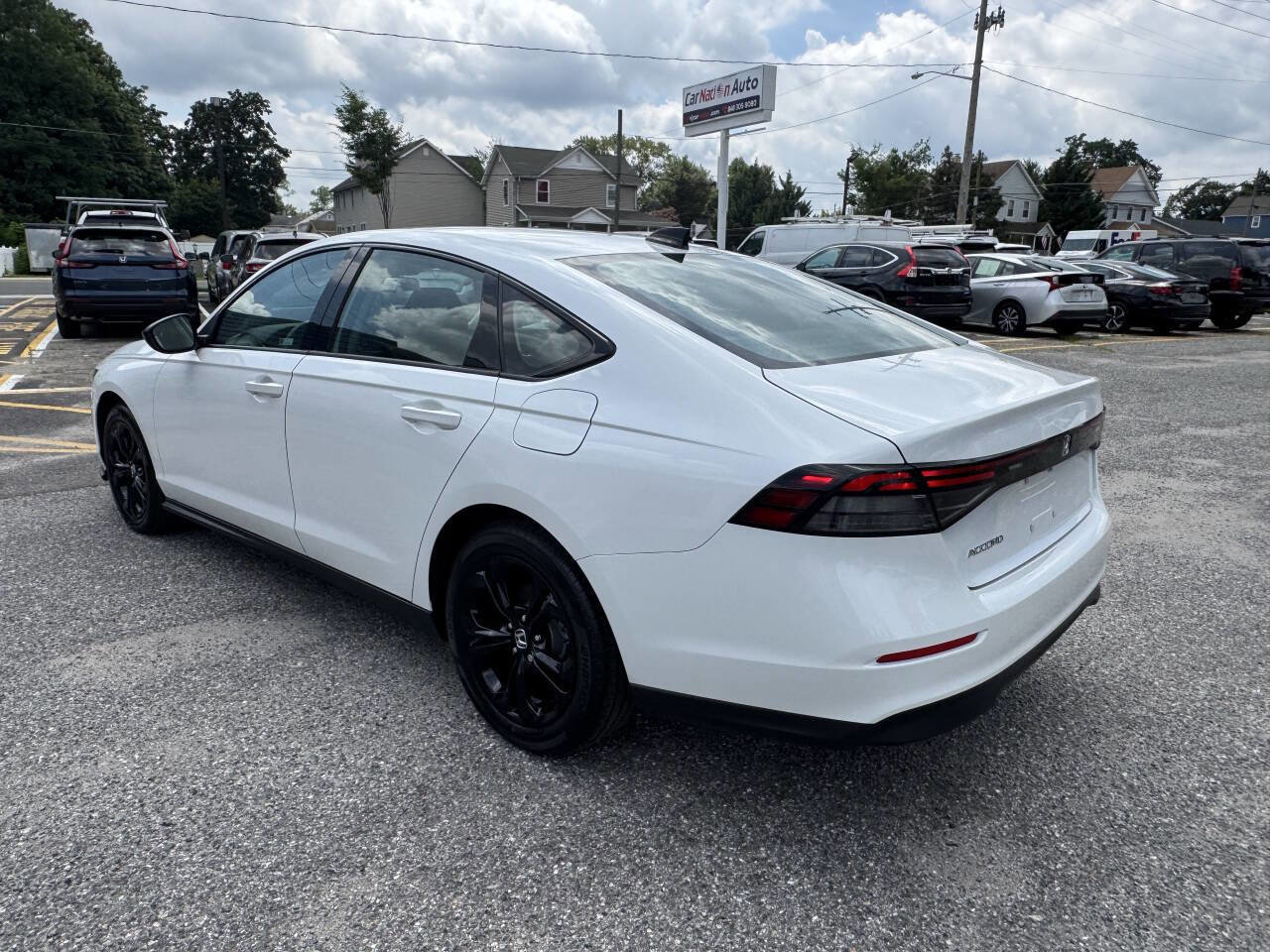 Used 2025 Honda Accord SE image 17