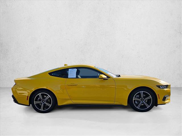 Used 2024 Ford Mustang Coupe image 4