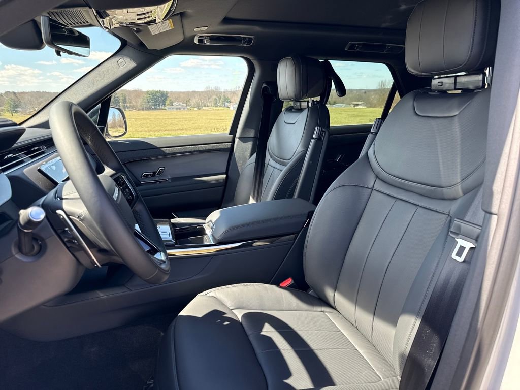 New 2026 Land Rover Range Rover Sport SE image 11