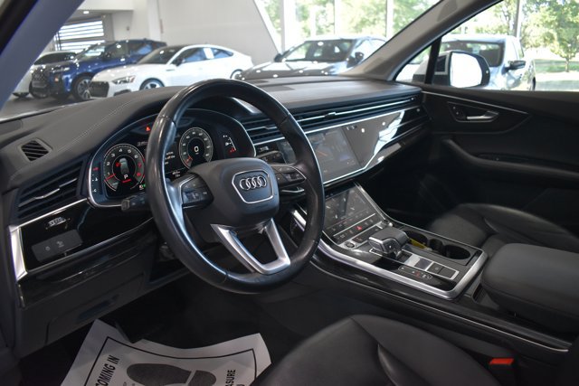 Used 2023 Audi Q7 3.0T Premium Plus AWD/4WD image 25