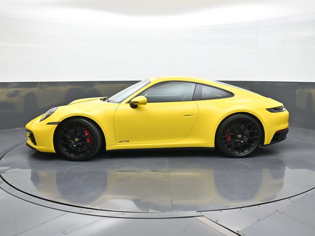 Certified 2024 Porsche 911 Carrera GTS RWD image 2