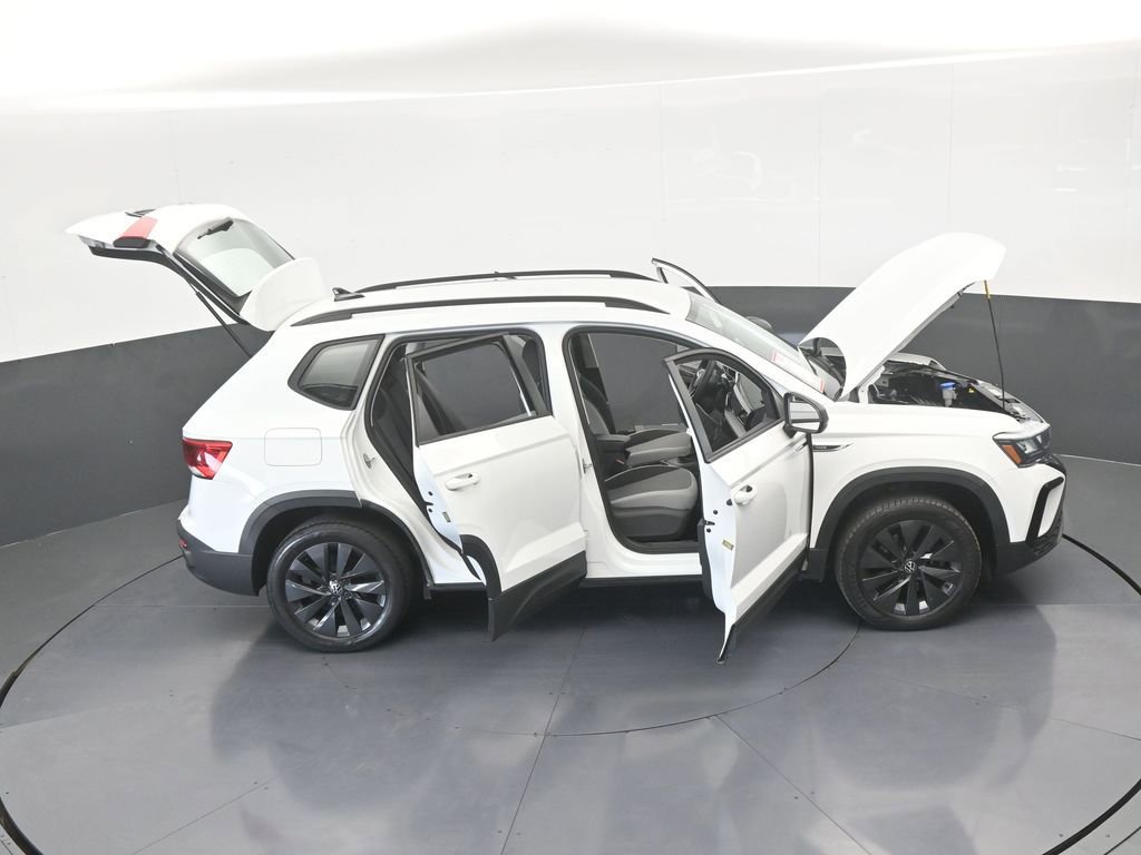 Used 2022 Volkswagen Taos S image 62